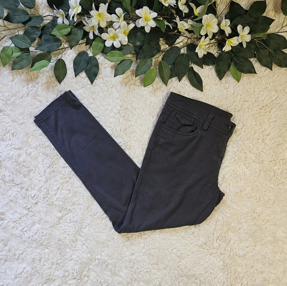 Gilbert Women's Classic Knit Skinny Charcoal Slacks - Picture 1 of 7